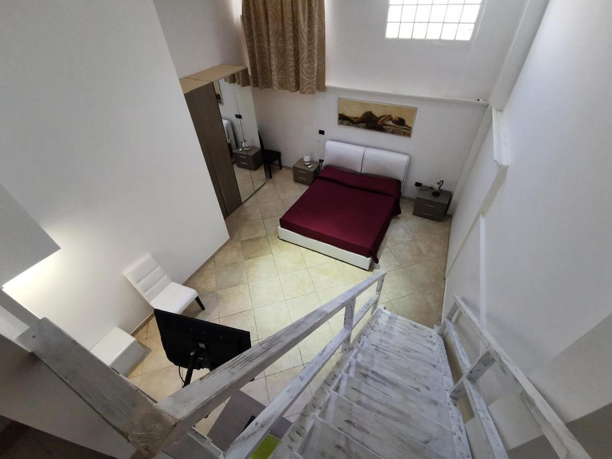 Da Rocco B&B Sant Isidoro  Exterior foto